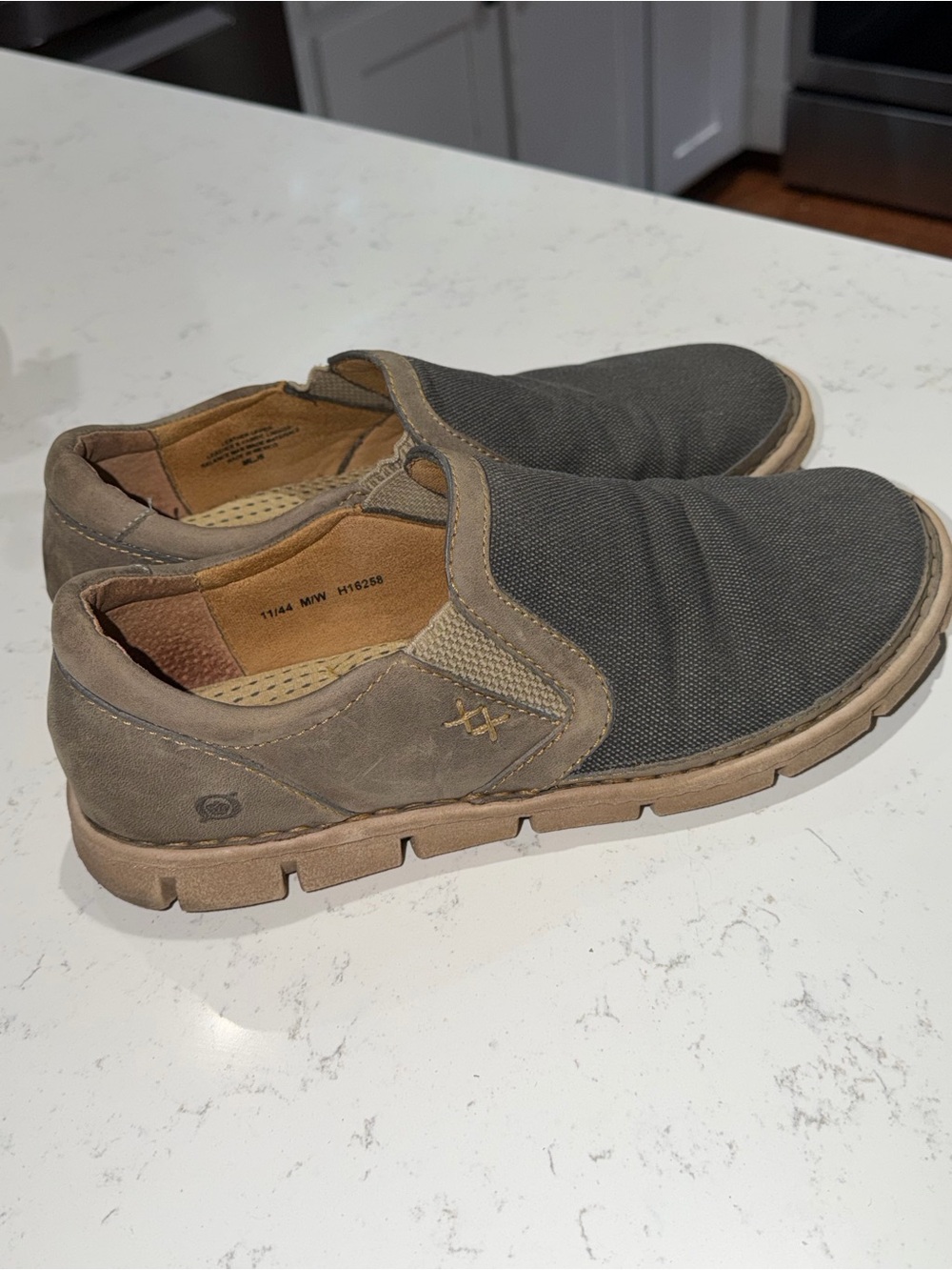 Born Men's Slip-On Casual Shoes in Dark Blue Gray - Size 11/44 - Picture 4 of 6